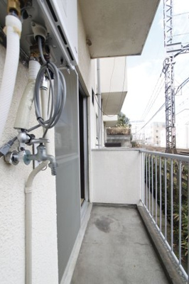 【バルコニー】 | マンション鈴蘭荘 | バルコニー付きです