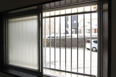 【展望】 | マンション鈴蘭荘 | 洋室から南側の眺望です