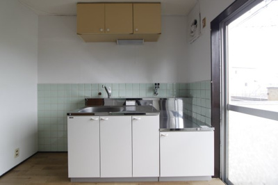 【キッチン】 | マンション鈴蘭荘 | きれいなキッチンです