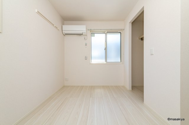 トリシア中御所の洋室