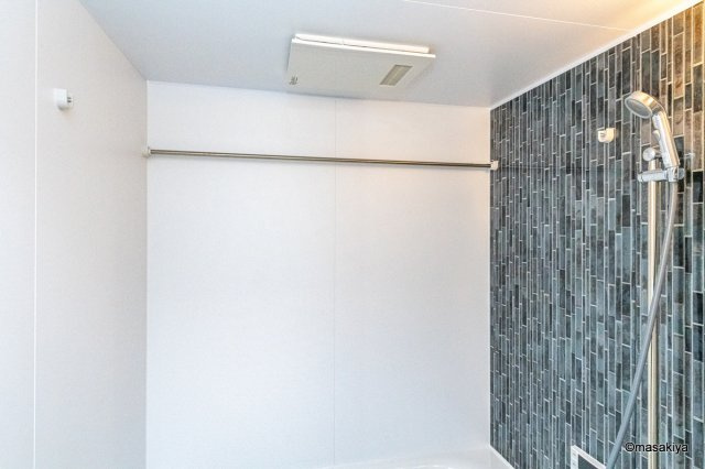 トリシア中御所の浴室