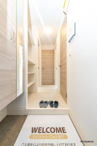 トリシア中御所の玄関