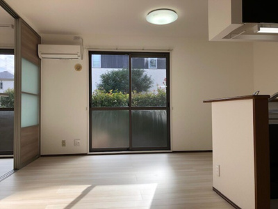 【居間・リビング】 | サンジェイド C棟