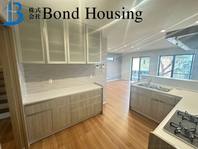 「LDK18帖」「収納充実」松が丘 全2棟  B号棟のその他