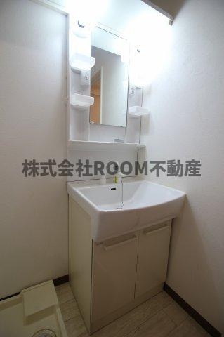 スカイコート下川東の洗面所|脱衣スペースもあります