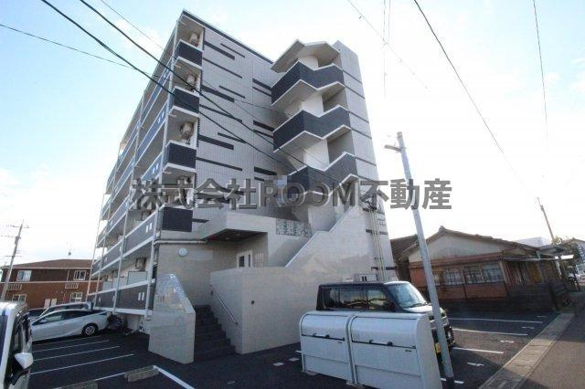 スカイコート下川東の外観|落ち着いた雰囲気の外観です