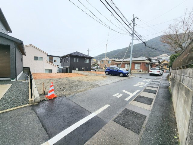 ーFITーフィットー小倉南区葛原3丁目2期　【小倉南区　新築戸建て】の前面道路含む現地写真|現地撮影　2024,2,3　ーFITーフィットー小倉南区葛原3丁目2期　【小倉南区　新築戸建て】