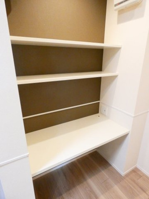 【居間・リビング】 | Lumiere du soleil | リビングにはワークスペースもあります