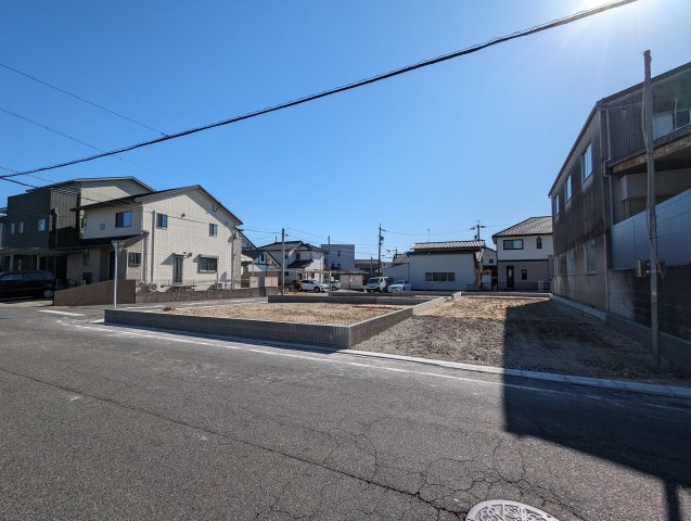 瀬戸市川西町1丁目　全3棟の外観