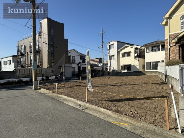 堺市堺区中田出井町2丁　1号地の前面道路含む現地写真