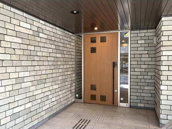 KENEDIX藤沢のエントランス