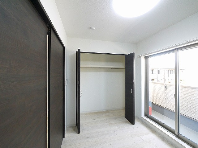 ジーメゾン大和郡山アメロの洋室|広々とした洋室です