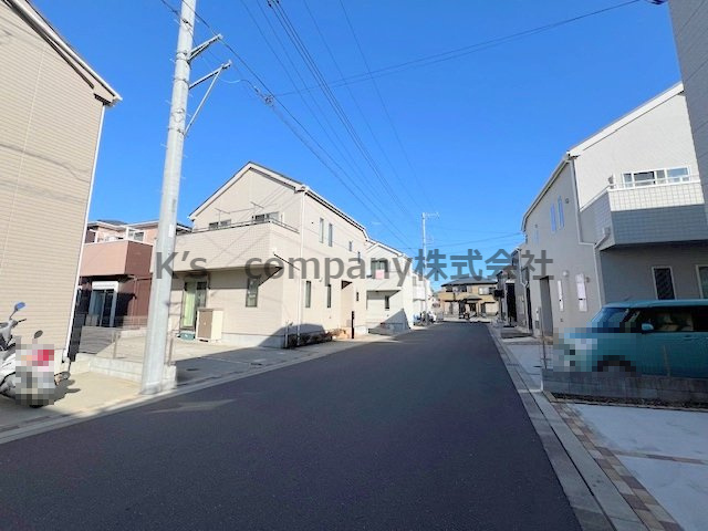 ■高座郡寒川町小谷2丁目　中古戸建■の前面道路含む現地写真|閑静な住宅街の中にあります☆