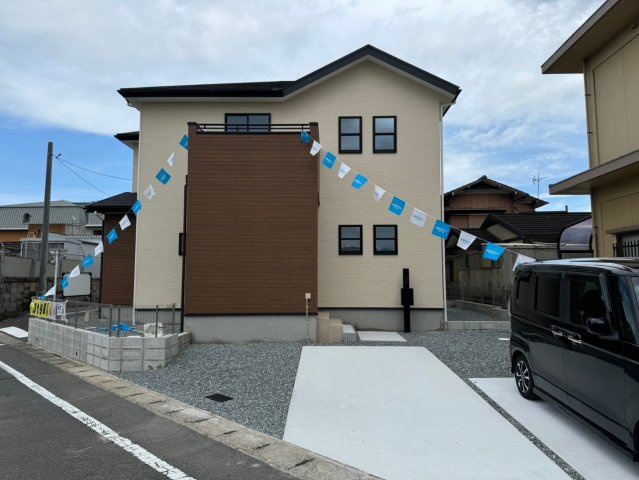 ーBloomーブルームー小倉南区横代北町2丁目1期　【小倉南区　新築戸建て】の外観|シンプル飽きのこない デザインが特徴の外観です♪　【小倉南区　新築戸建て】