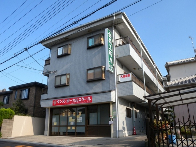 交野市私部２丁目の賃貸マンションの外観