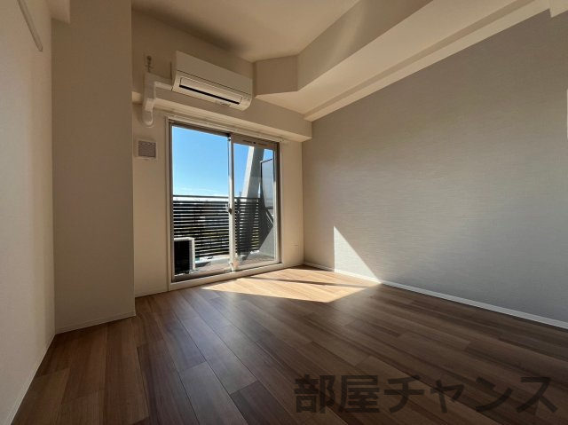 アステリ鶴舞エーナの居間・リビング