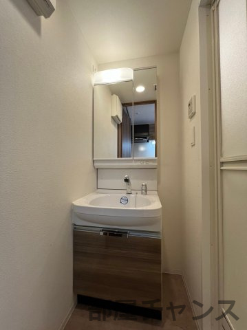 アステリ鶴舞エーナの独立洗面台