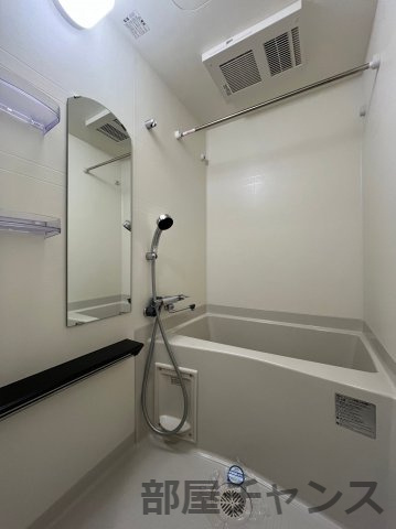 アステリ鶴舞エーナの浴室