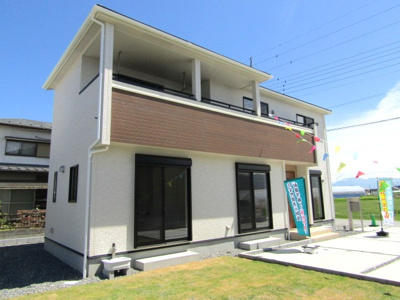 【外観】 | ブルーミングガーデン南アルプス市藤田　1号棟 | 外観もきれいです