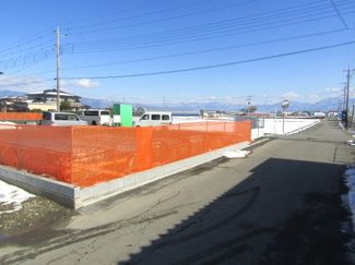 【前面道路含む現地写真】 | 前面道路含む現地写真です