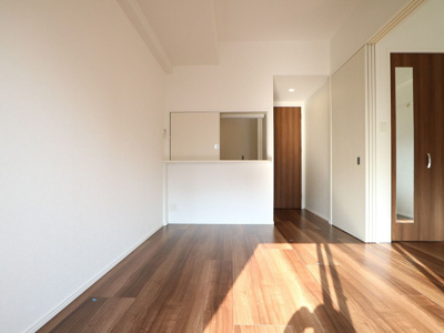 【居間・リビング】 | エンクレスト博多LIBERTY | 別号室の写真になります。現況優先。