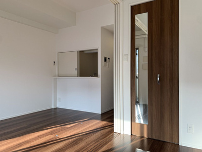 【内装】 | エンクレスト博多LIBERTY | 別号室の写真になります。現況優先。