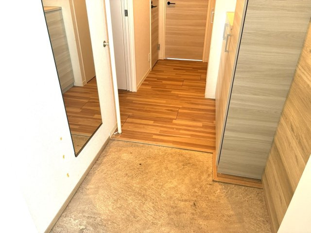 【玄関】 | コンフォーザ