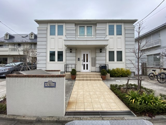 パル　ホワイトの外観