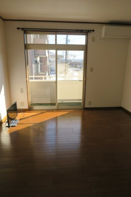 【居間・リビング】 | ハイツファミール