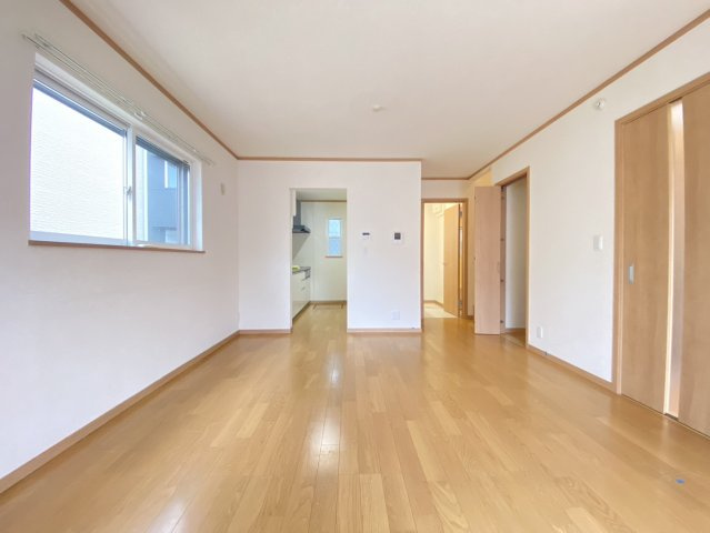 【居間・リビング】 | 柏原市国分本町戸建貸家　B棟
