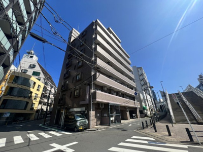 【外観】 | ラフィネ横浜反町 | 総戸数２０戸、平成８年２月築、管理人は巡回勤務につき管理体制良好です♪