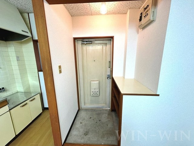 シティハイツ宮脇の玄関