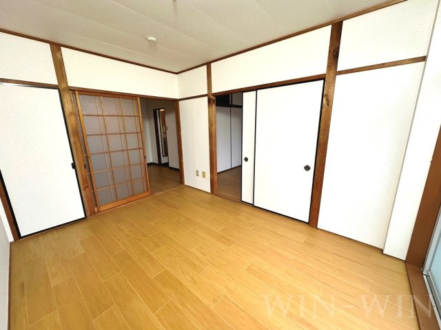 シティハイツ宮脇の居間・リビング