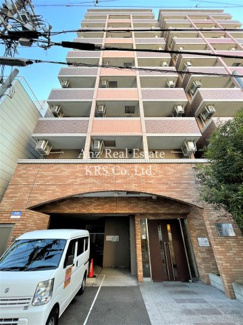 【外観】 | 重厚感のある外観のマンションです♪