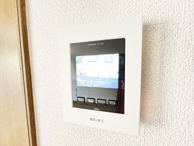 ラフォーレのセキュリティ|※別部屋参考写真