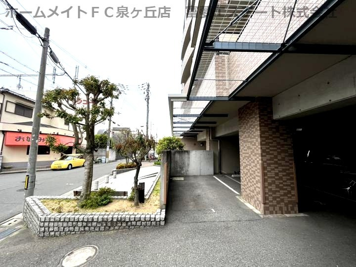 パデシオン大野芝のエントランス