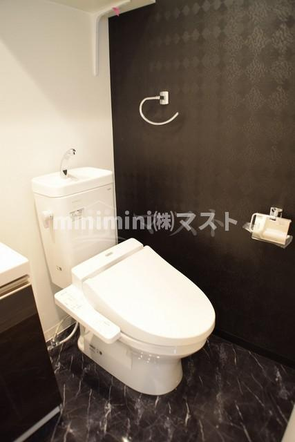 クリスタルグランツ西本町のトイレ