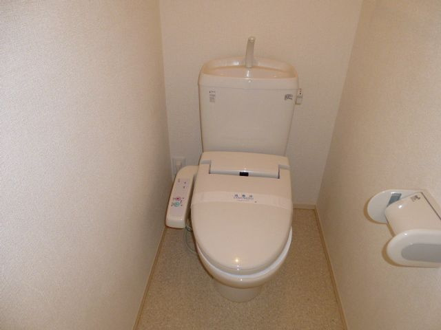 コンフォールのトイレ|シャワー付きトイレ