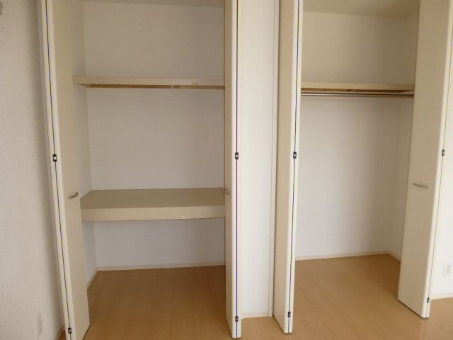 コンフォールの収納|クローゼット