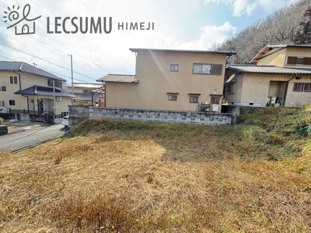 姫路市夢前町寺／売土地の前面道路含む現地写真