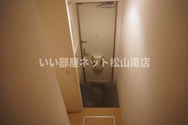 【玄関】 | ウェスティ一色　C棟