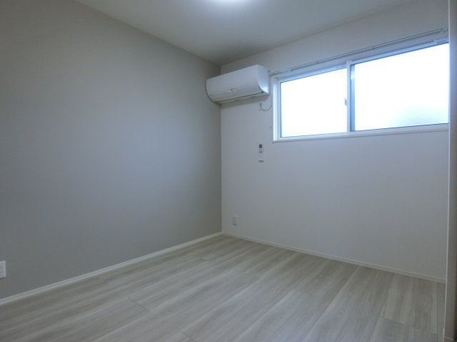 ひまわりの洋室