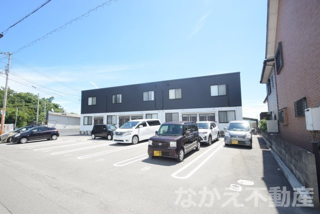 【駐車場】 | 駐車場に車を止められます
