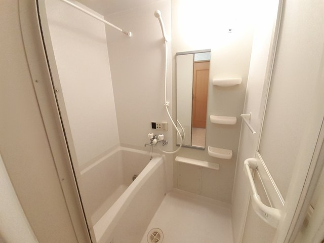 ベルーナ　Ⅰの浴室|バス