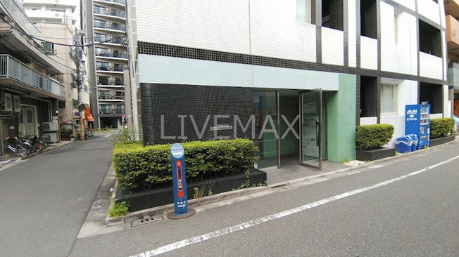 【エントランス】