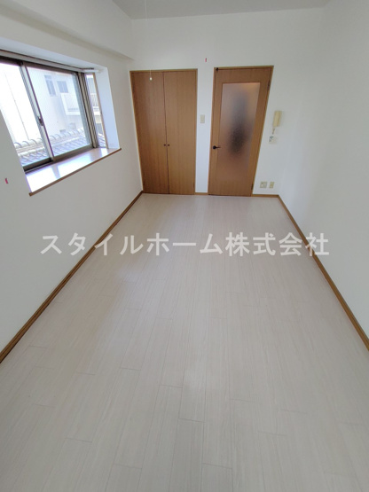 【寝室】 | エスペランザ | 別部屋写真です。