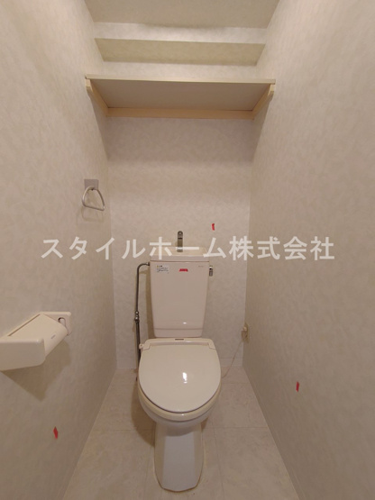 【トイレ】 | エスペランザ | 別部屋写真です。