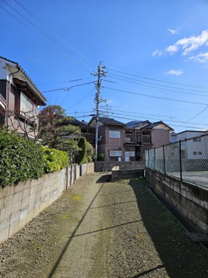 【前面道路含む現地写真】 | 鳥取市青葉町１丁目中古戸建て
