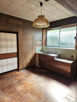 【キッチン】 | 鳥取市青葉町１丁目中古戸建て