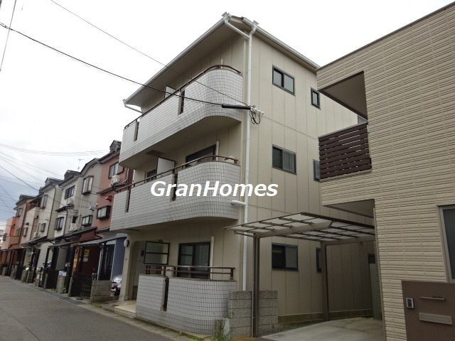 カーサ滝の茶屋の外観